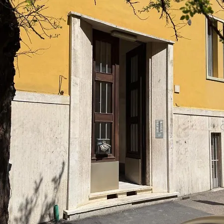 Apartmentdigioia דירה רומא